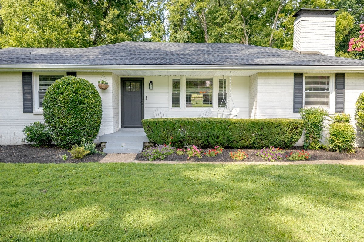 3-bed listing at 4936 Briarwood Dr, Nashville
