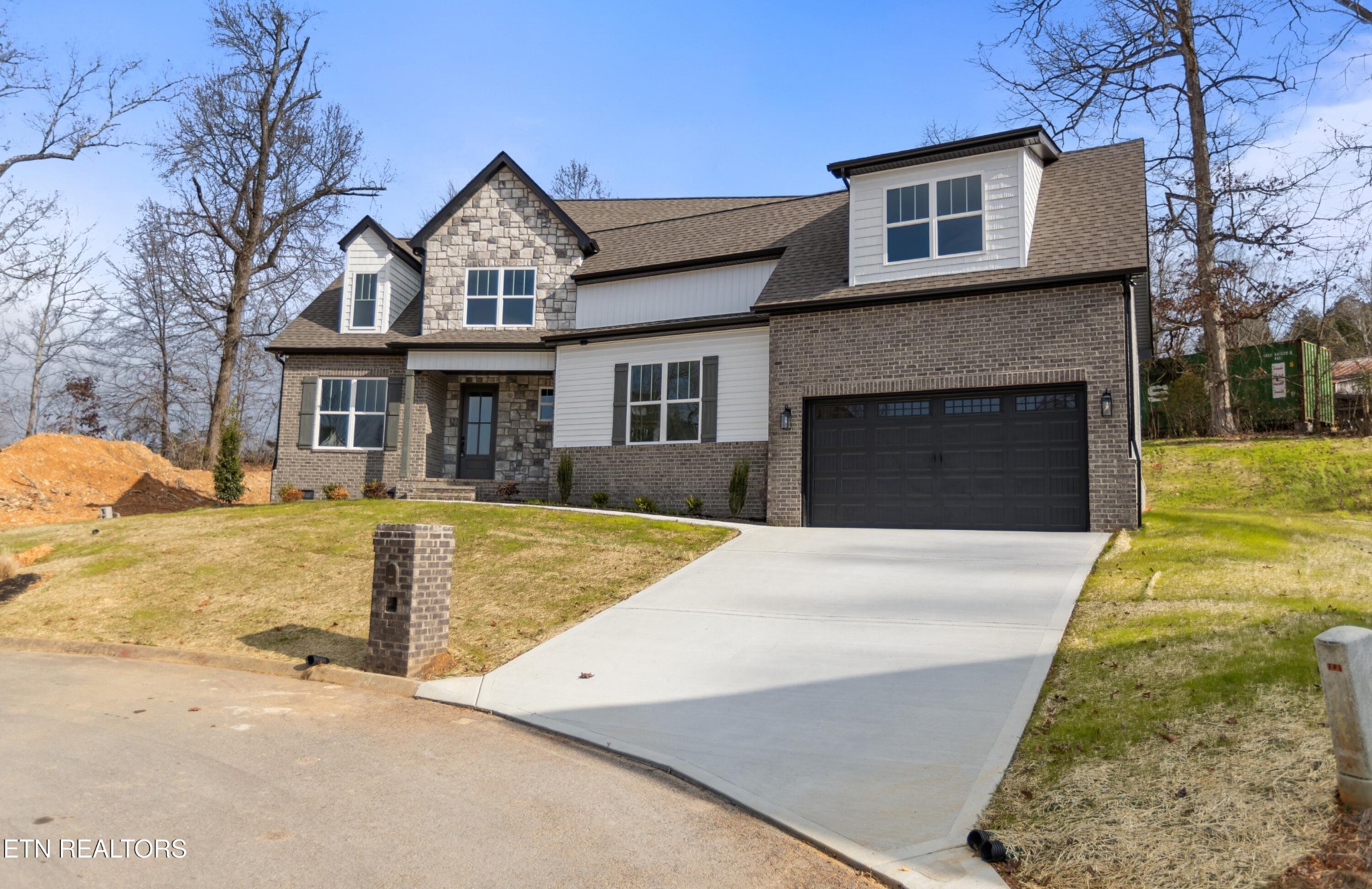 4542 Christine Lynnae St