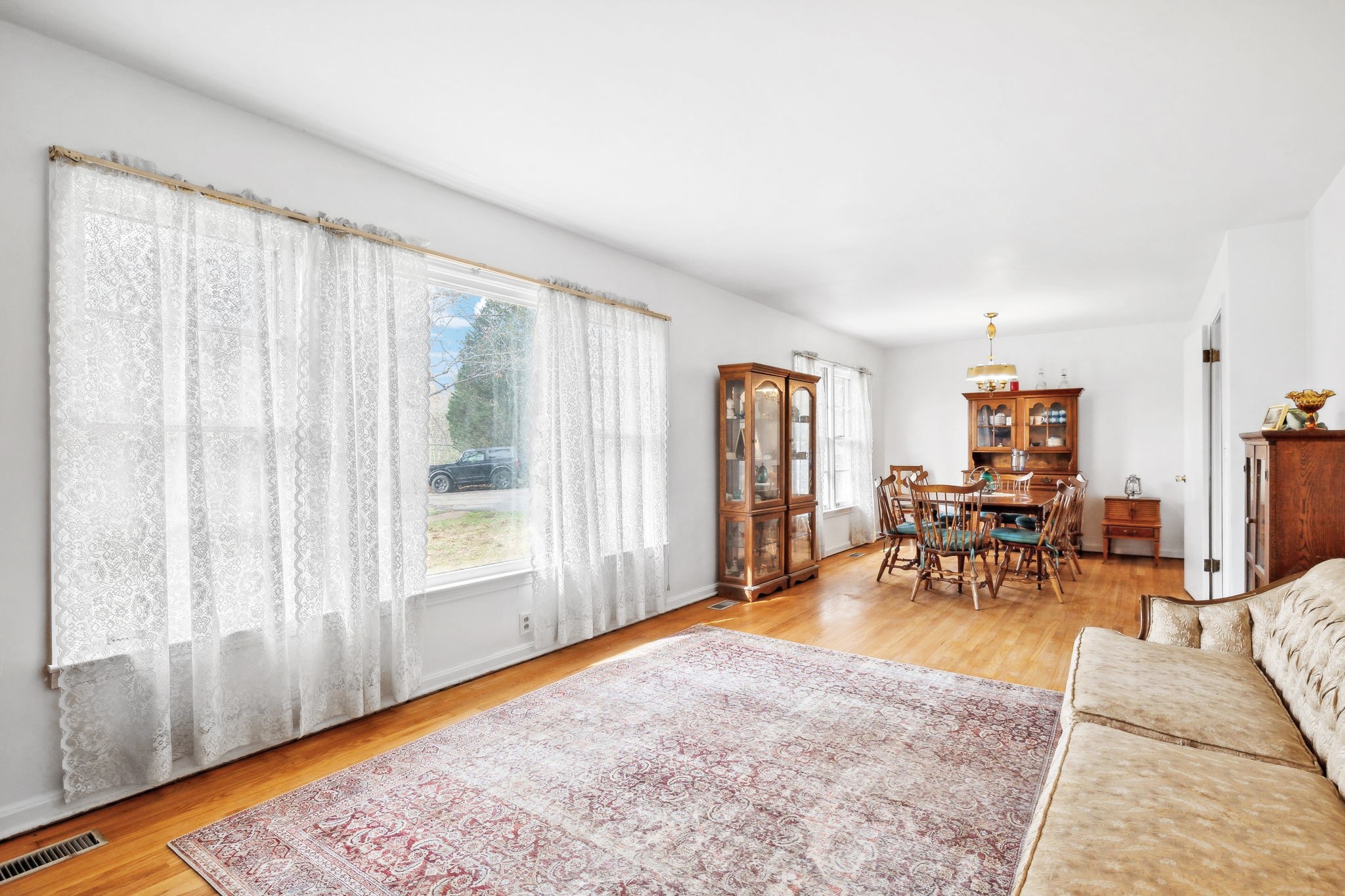 404 Van Hook Dr