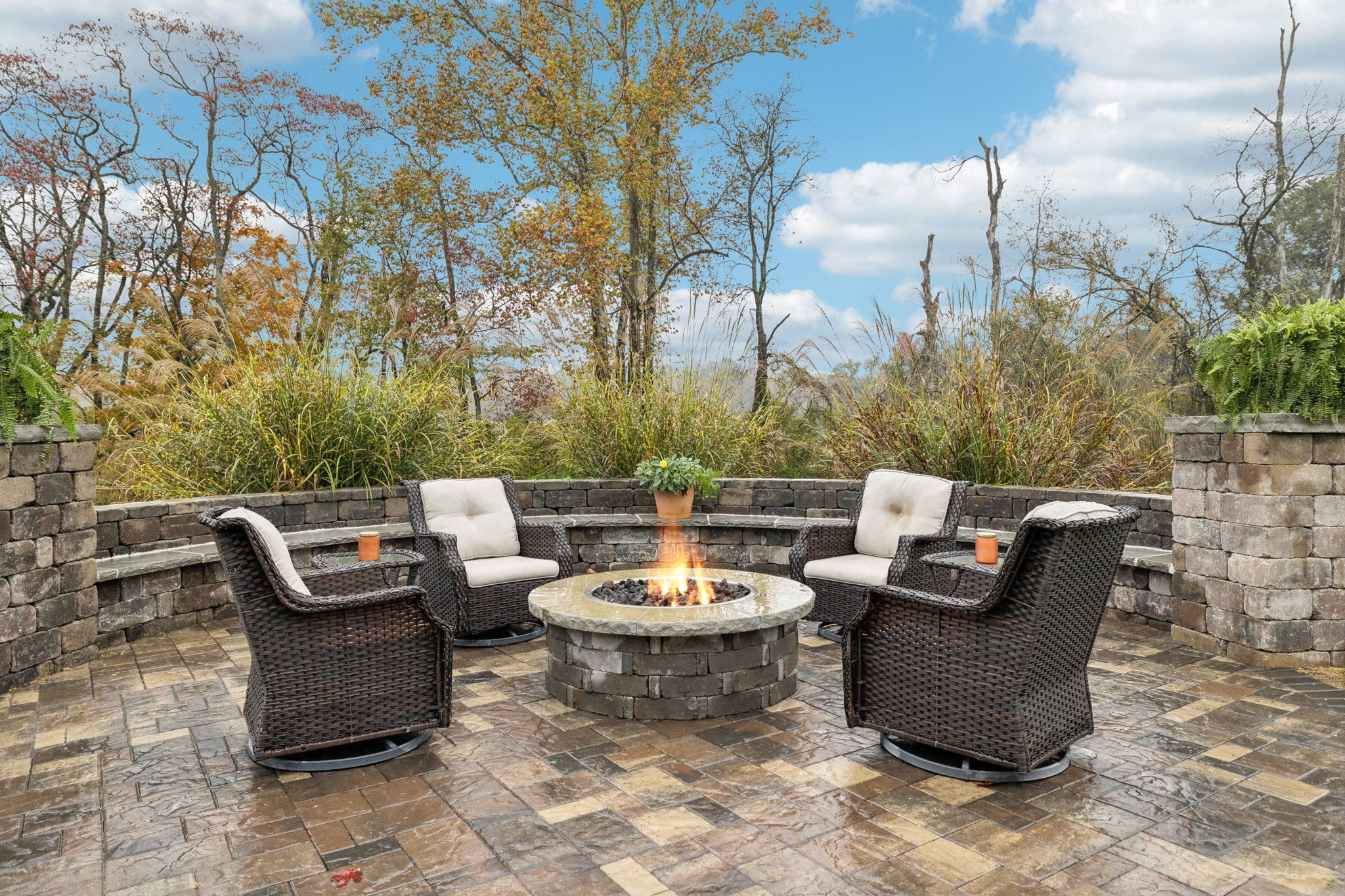 Gallatin, Tennessee 37066, United States, 4 Bedrooms Bedrooms, ,4 BathroomsBathrooms,Residential,Active,235704