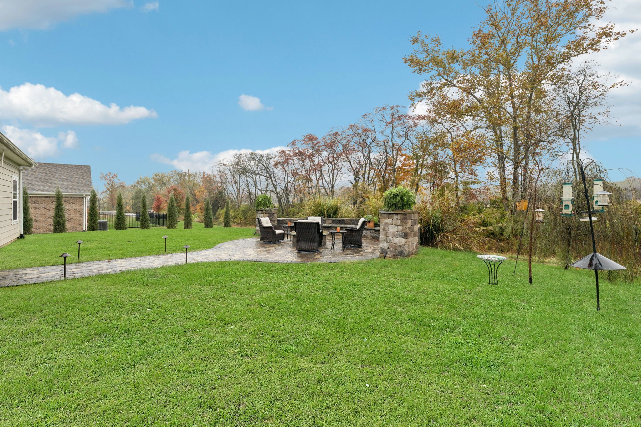 Gallatin, Tennessee 37066, United States, 4 Bedrooms Bedrooms, ,4 BathroomsBathrooms,Residential,Active,235704