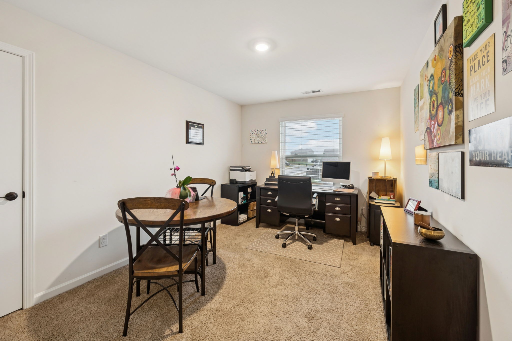 Gallatin, Tennessee 37066, United States, 4 Bedrooms Bedrooms, ,4 BathroomsBathrooms,Residential,Active,235704