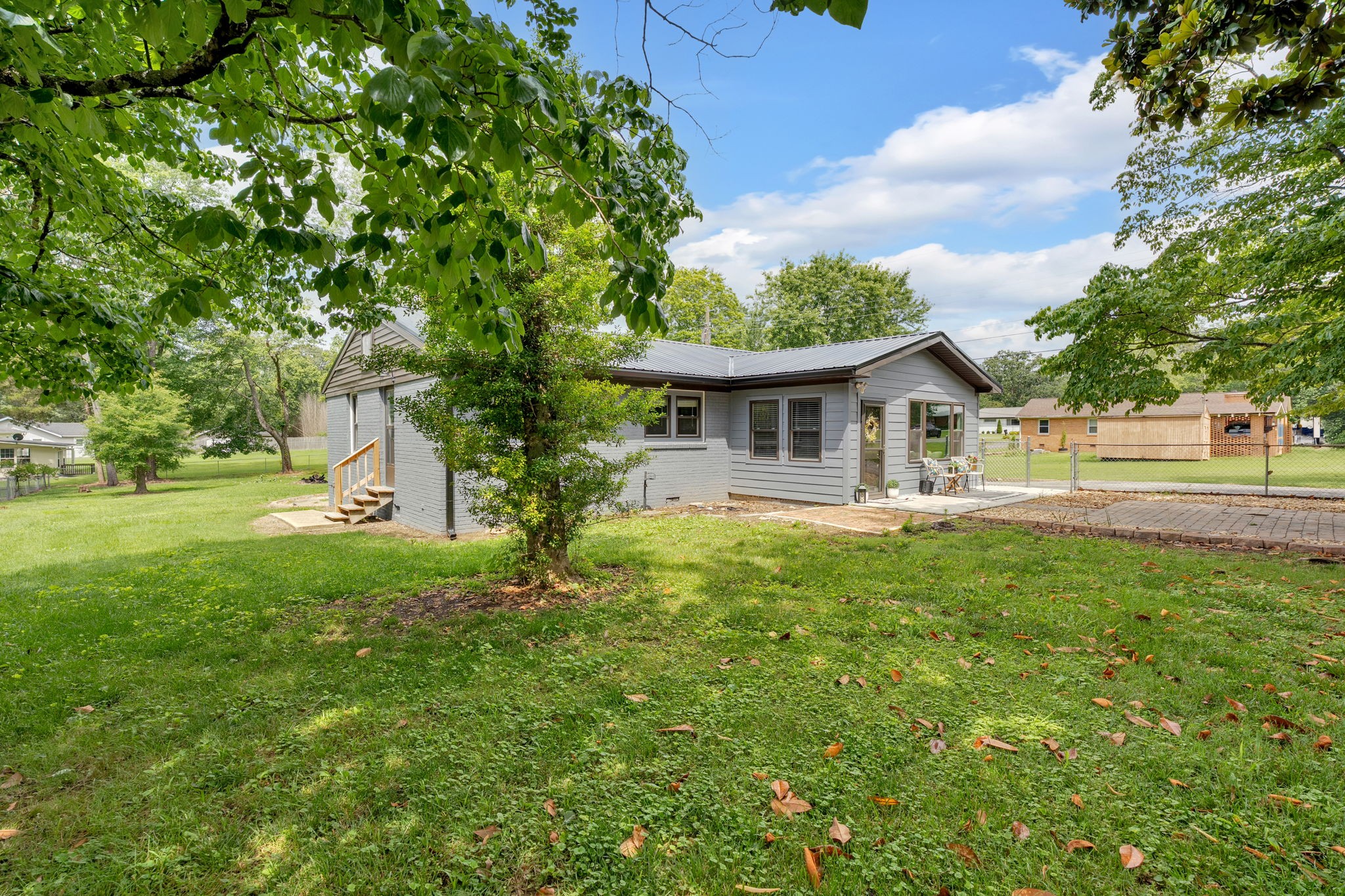 103 Deery Ln