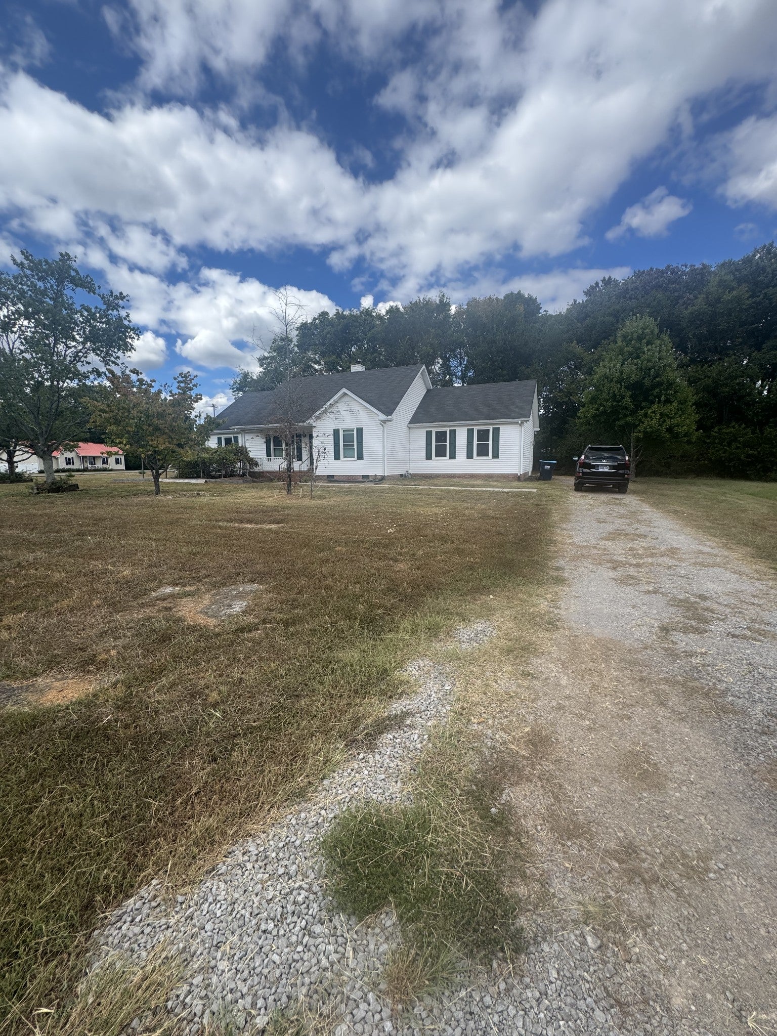 724 Hogan Dr