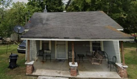 1011 Maple St W Fayetteville TN 37334