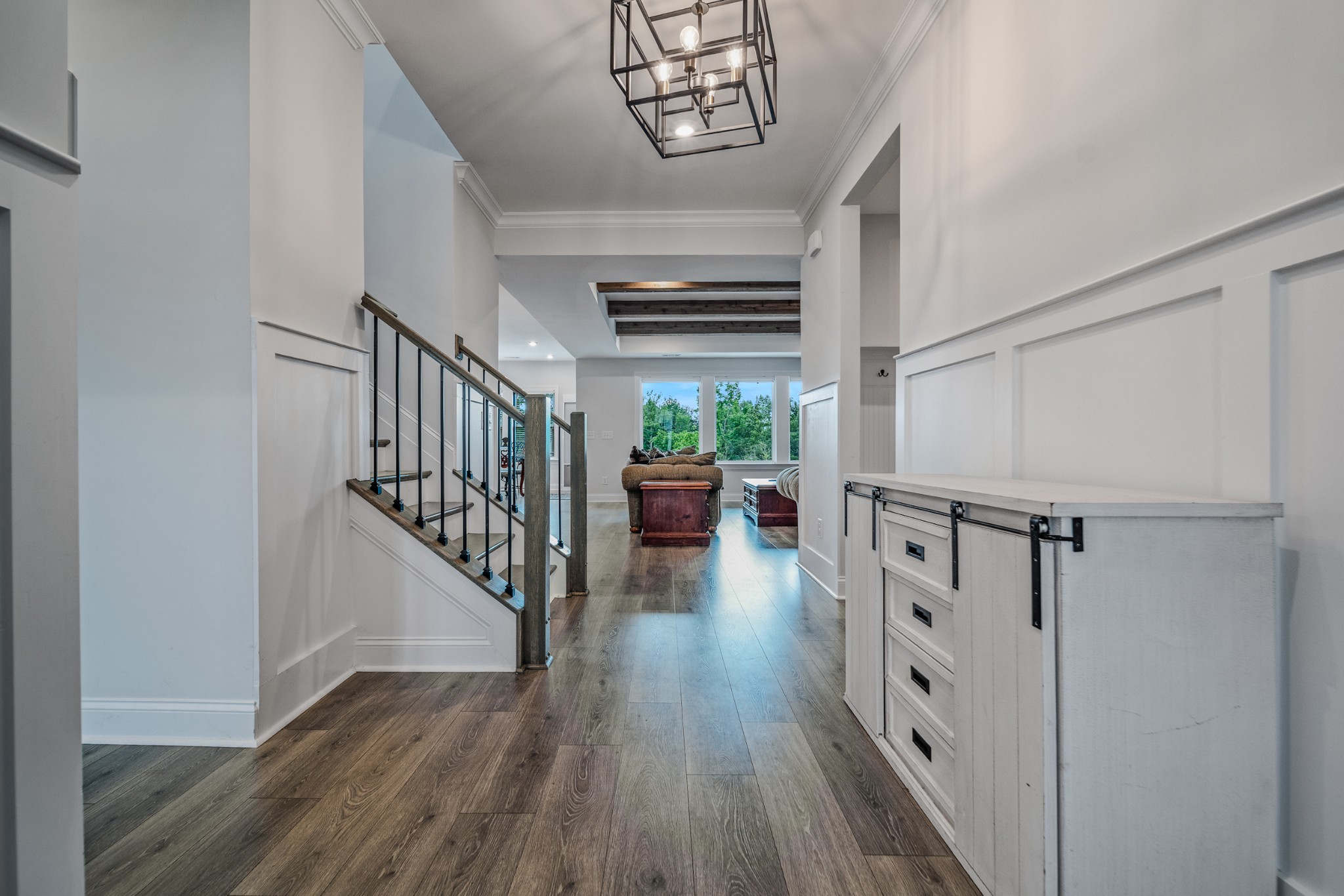 1055 Inez Dr