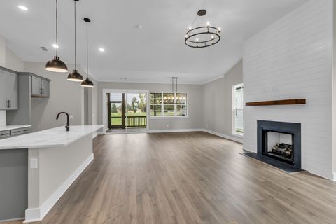 5826 Willoughby Way Murfreesboro TN 37129