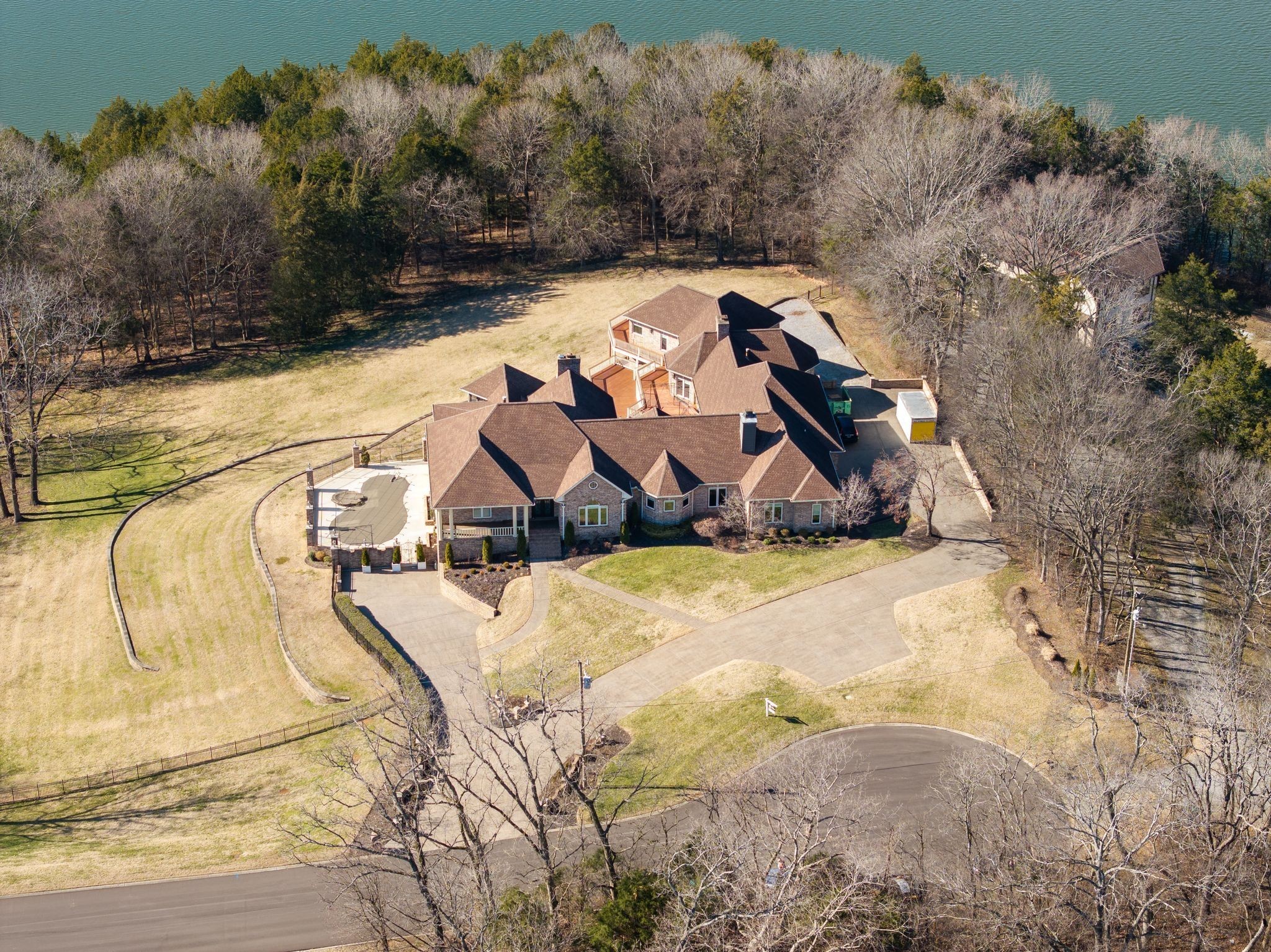 1825 Lake Meadow Trl