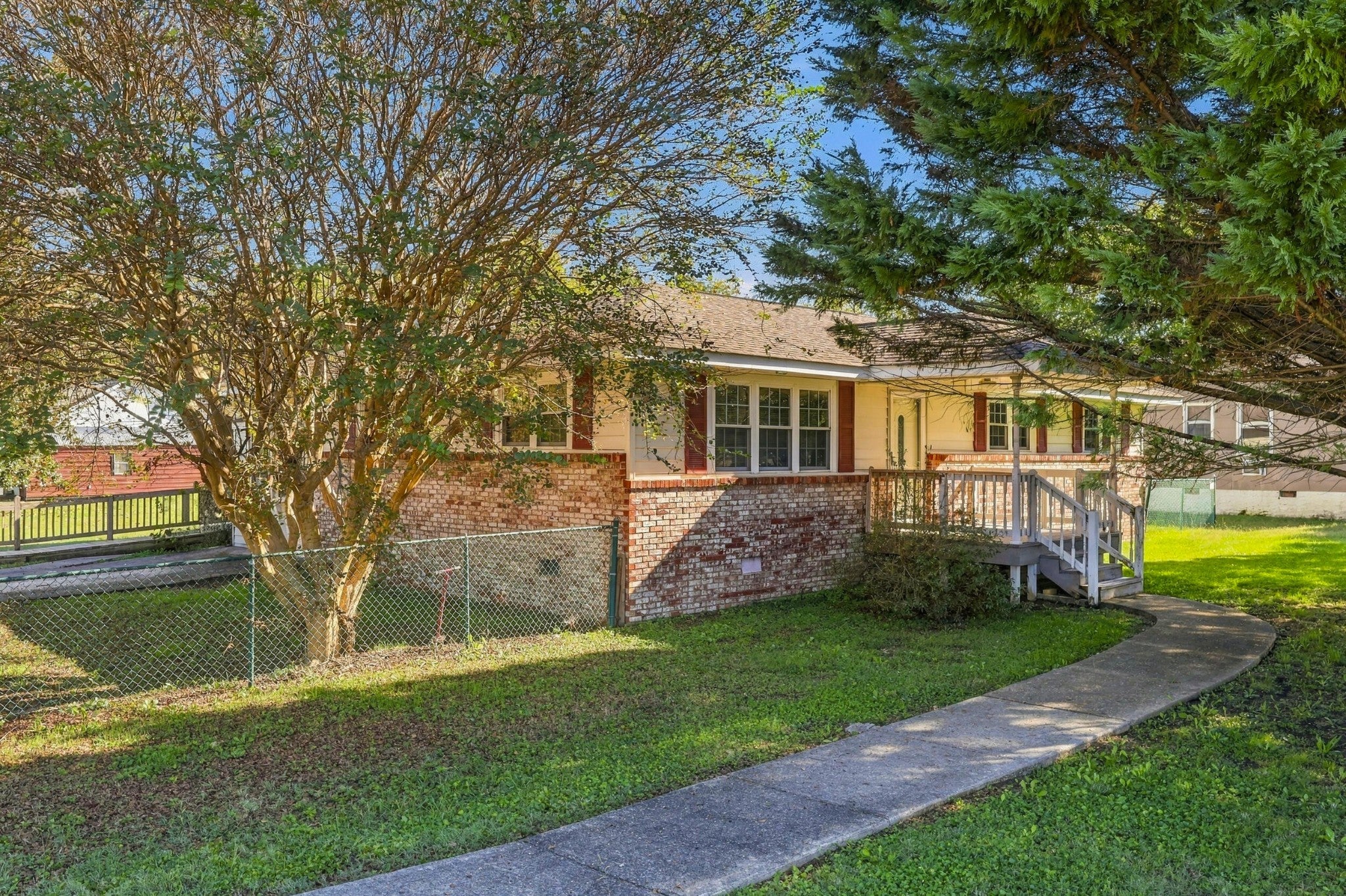7415 Bonny Oaks Drive