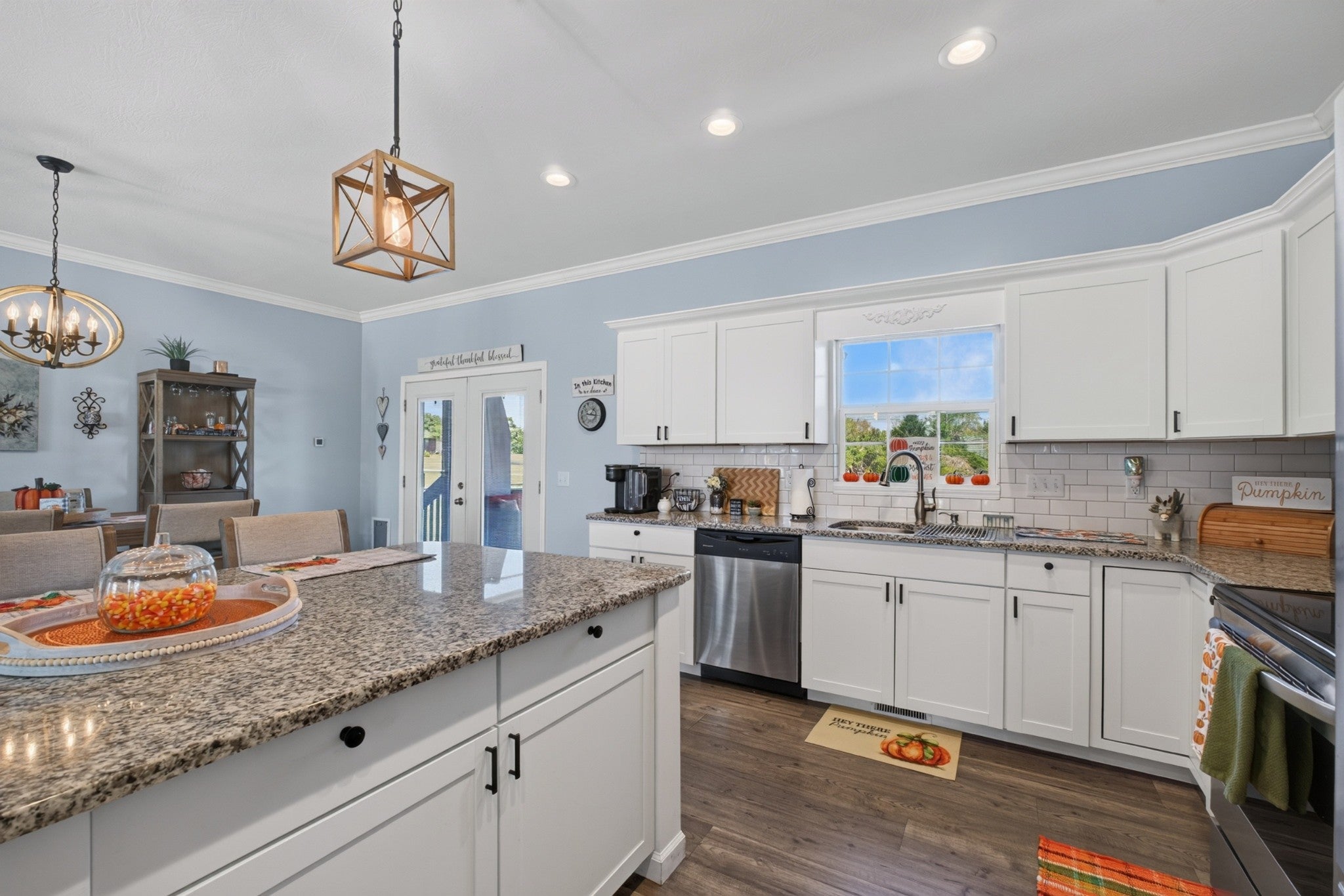 40 Highland Ridge Dr
