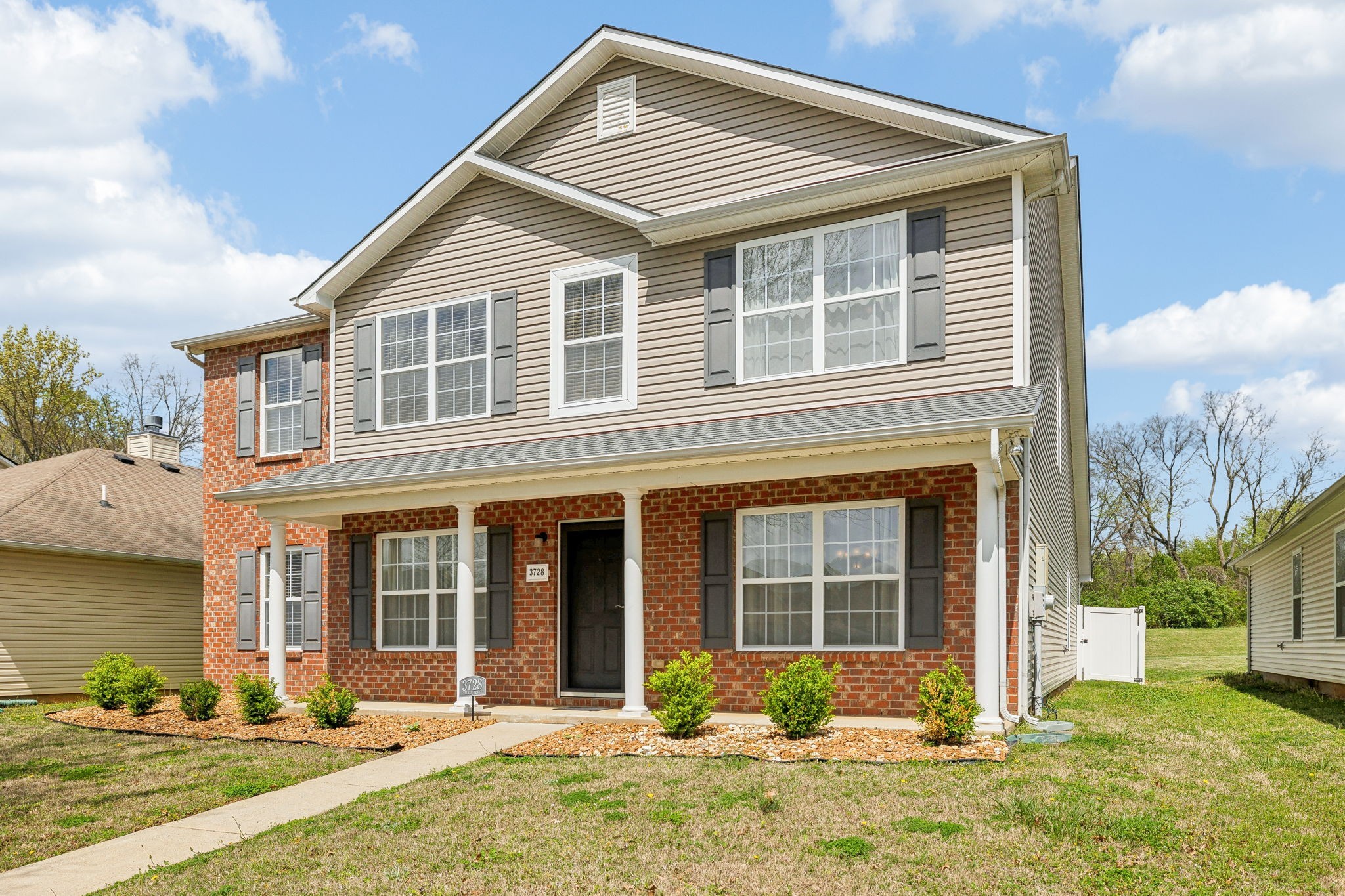3728 Blaze Dr