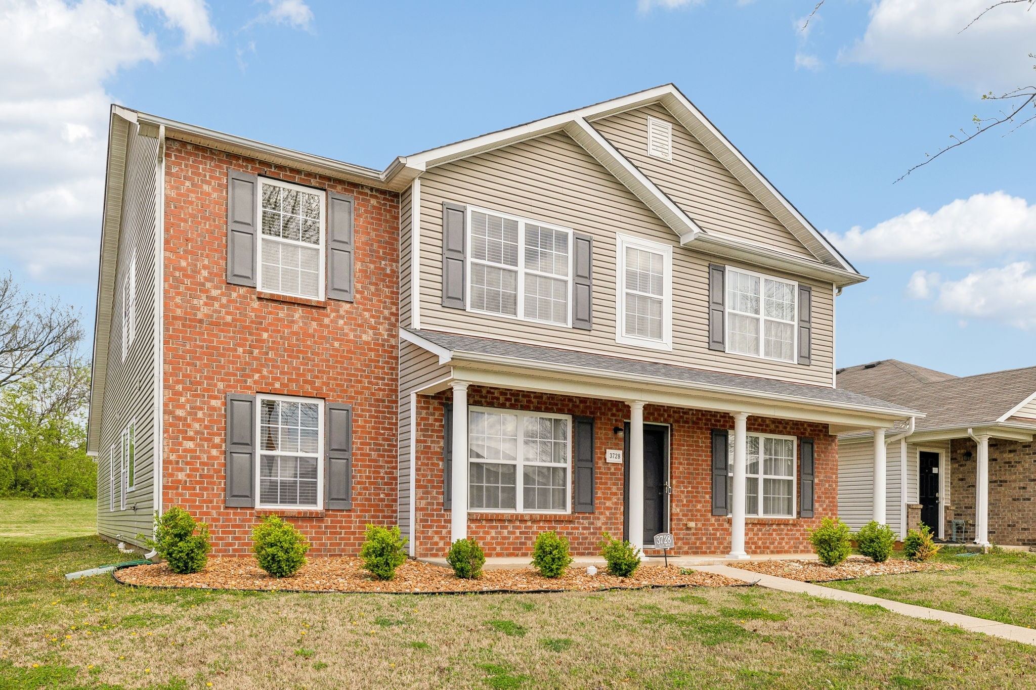 3728 Blaze Dr