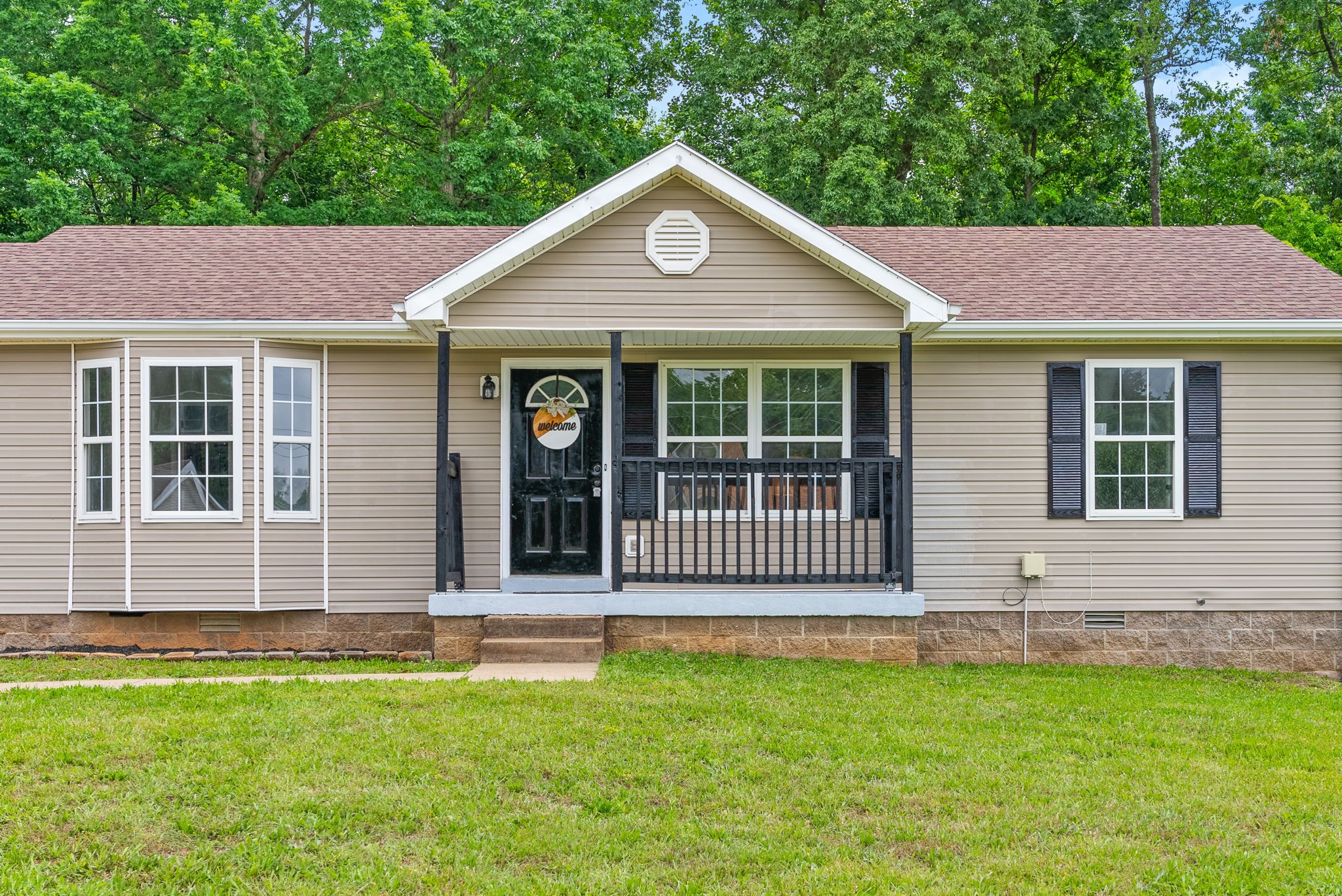271 Golden Pond Ave