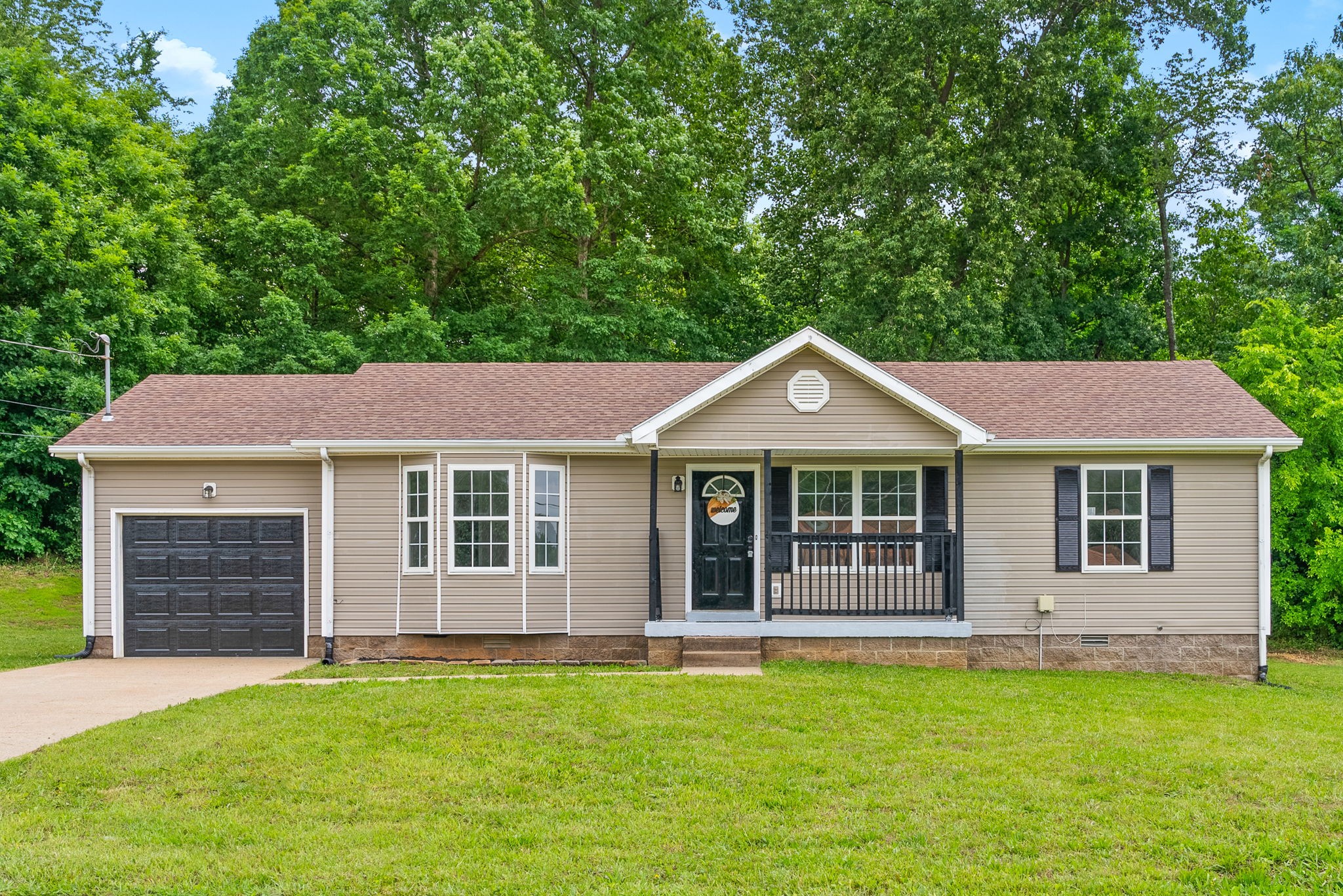 271 Golden Pond Ave