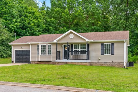 271 Golden Pond Ave Oak Grove KY 42262
