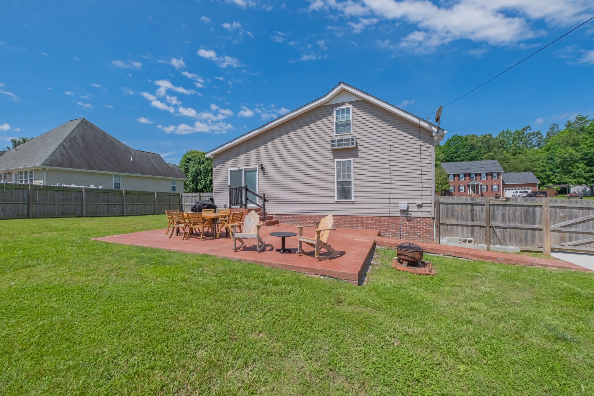 479 Jean Dr