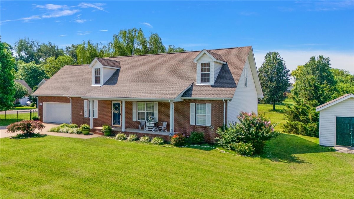 1311 Clifford Dr