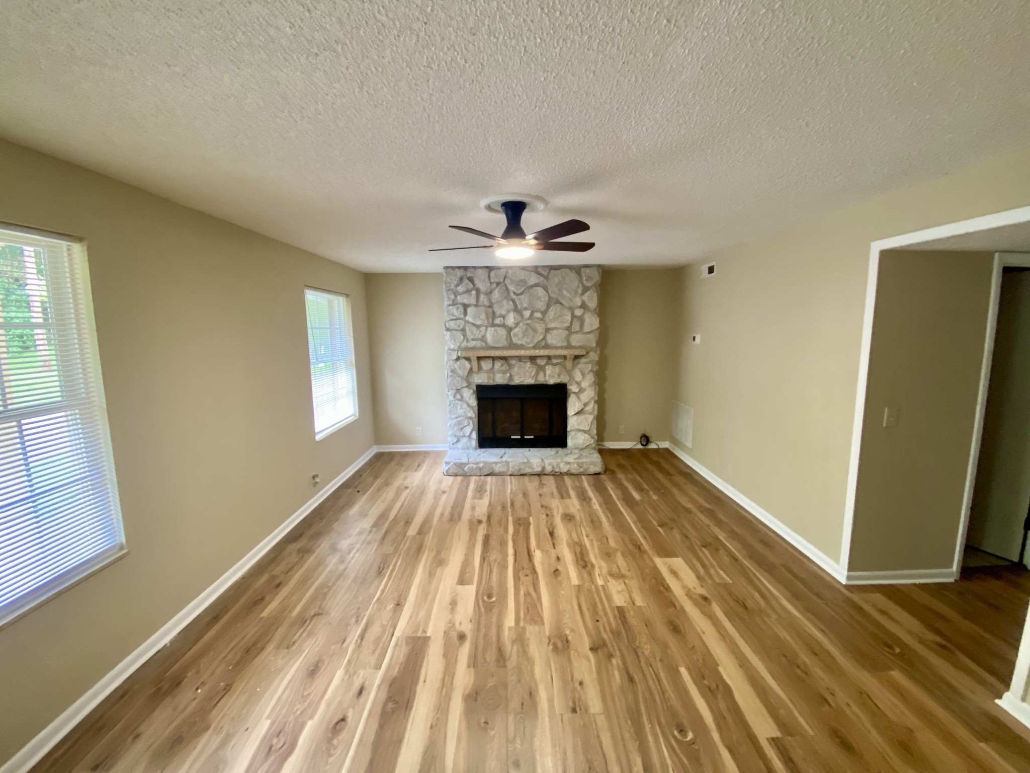 5510 Country Dr 22