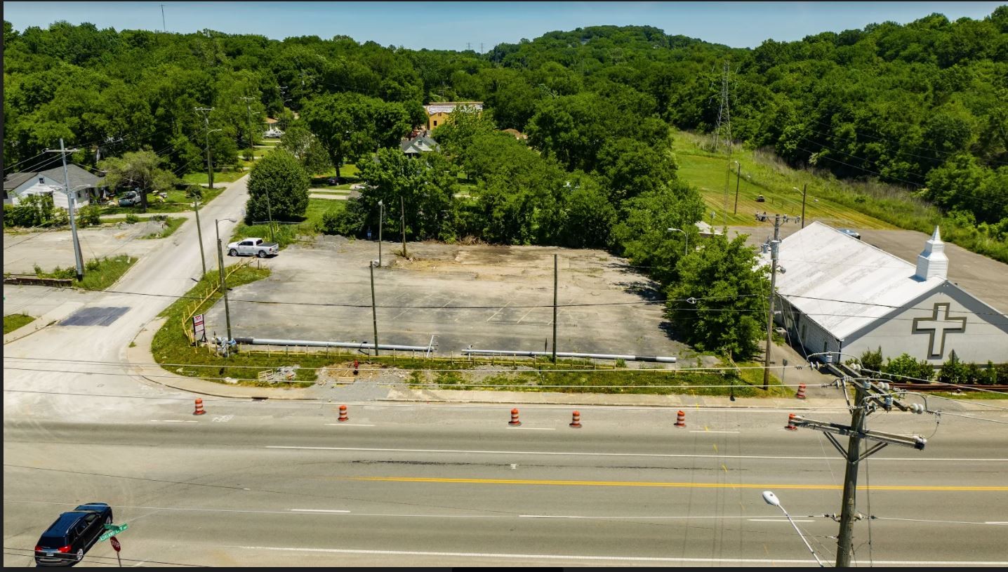 3636 Clarksville Pike