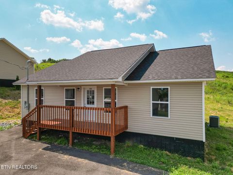 3288 Parker Blvd Kodak TN 37764