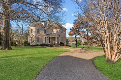 56 Old Club Ct Nashville TN 37215