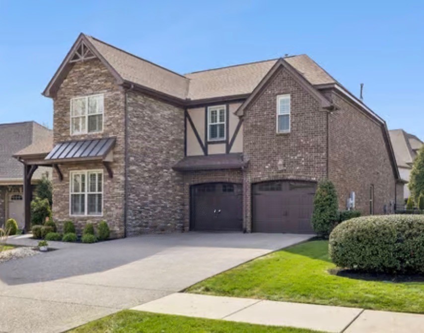 1025 Laffite Way