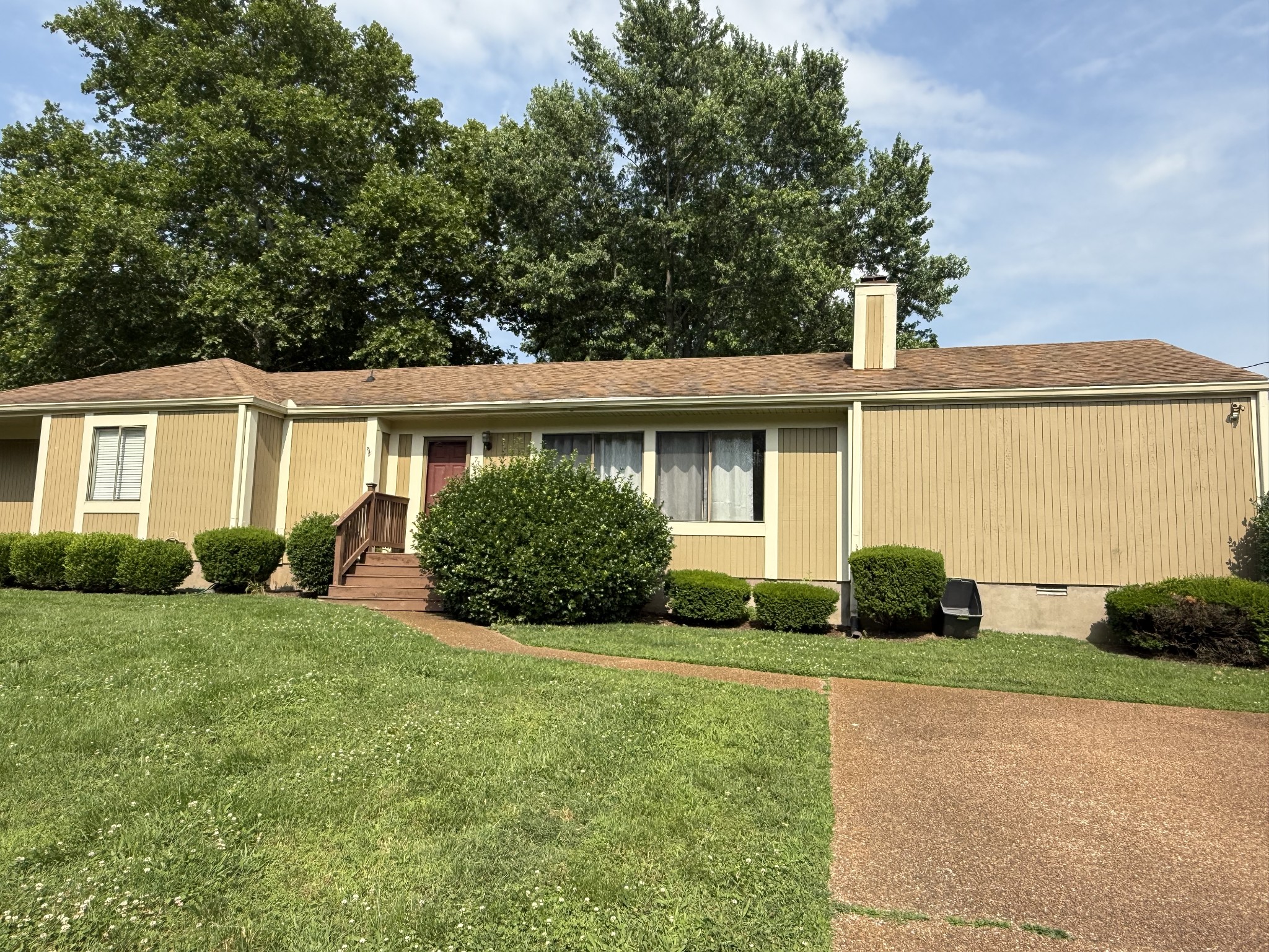 732 Albar Dr