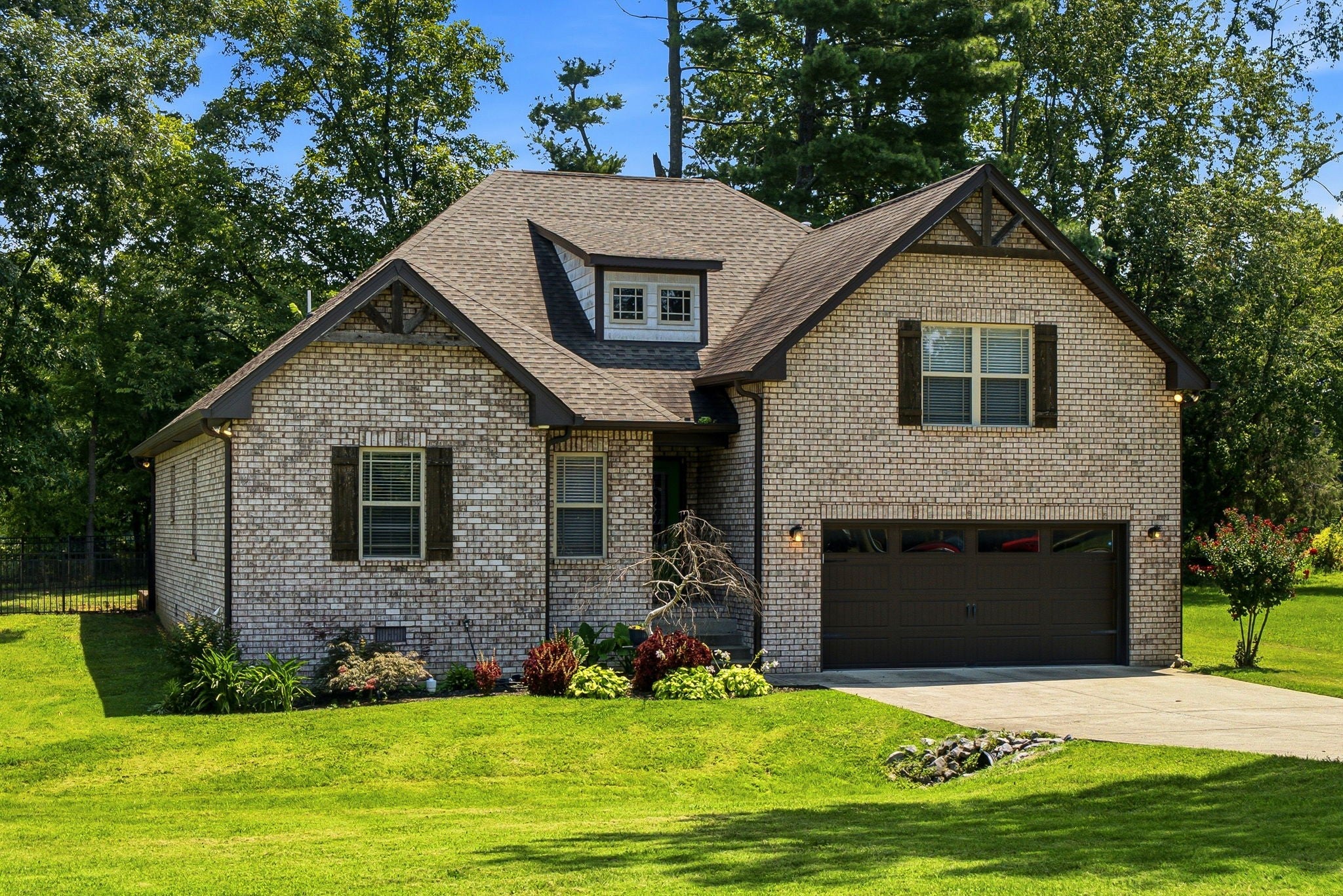 1044 Northridge Dr