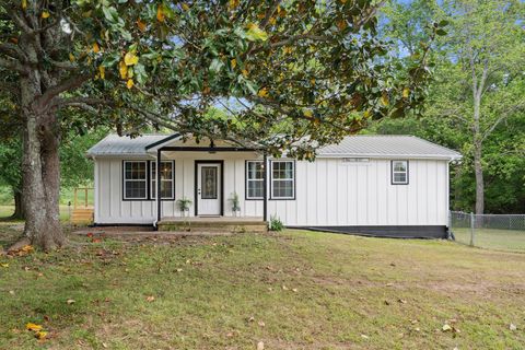 1829 Lockmiller Rd Estill Springs TN 37330