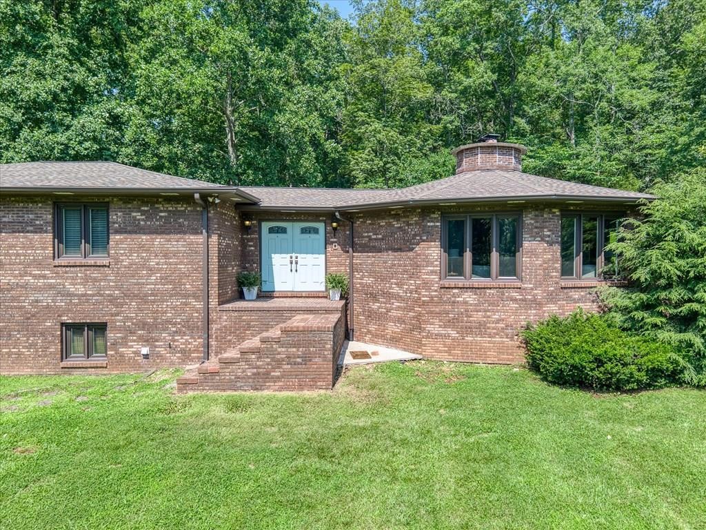 1325 Pilot Dr
