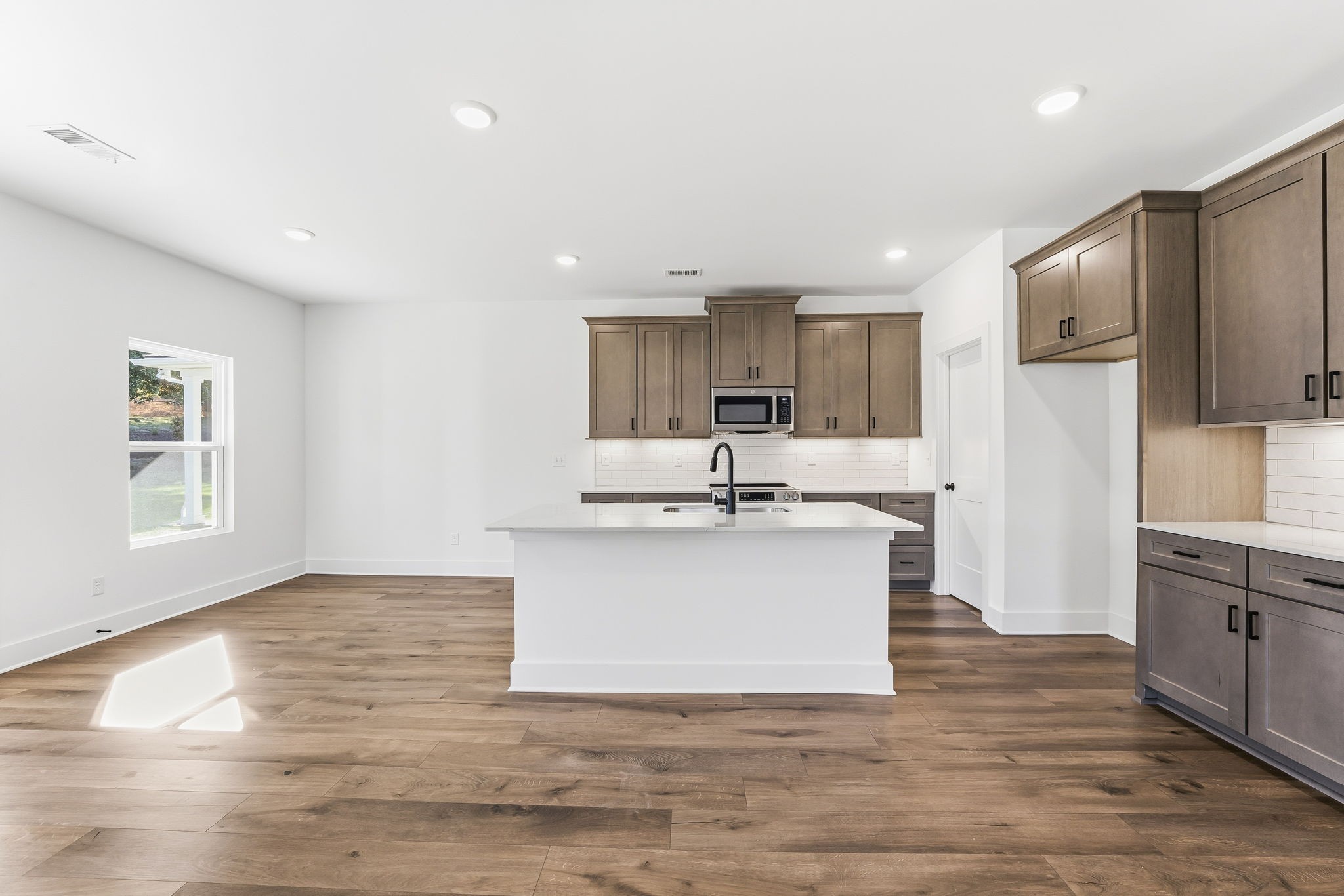 937 Watercourse Ct