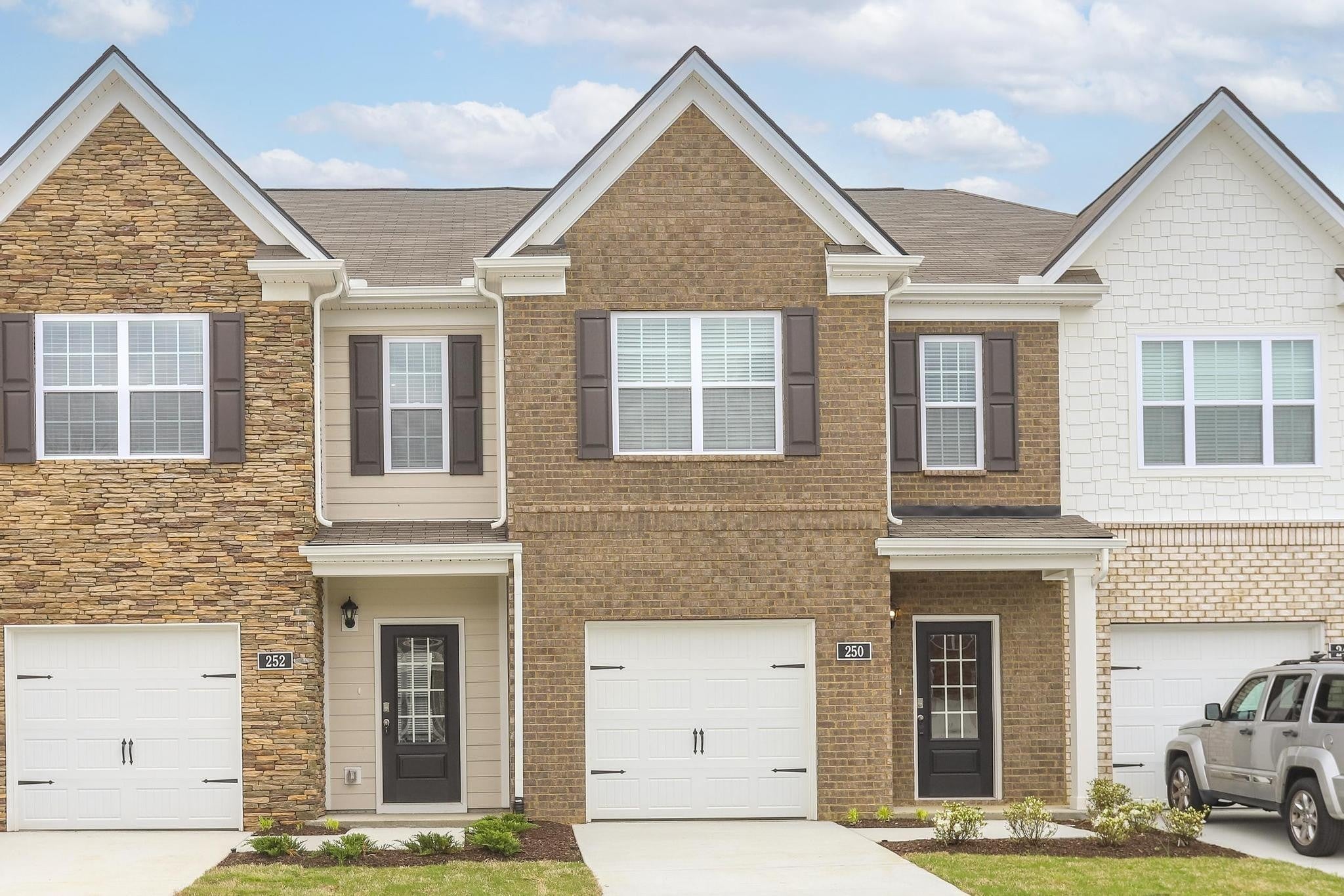 250 Hazel Ln