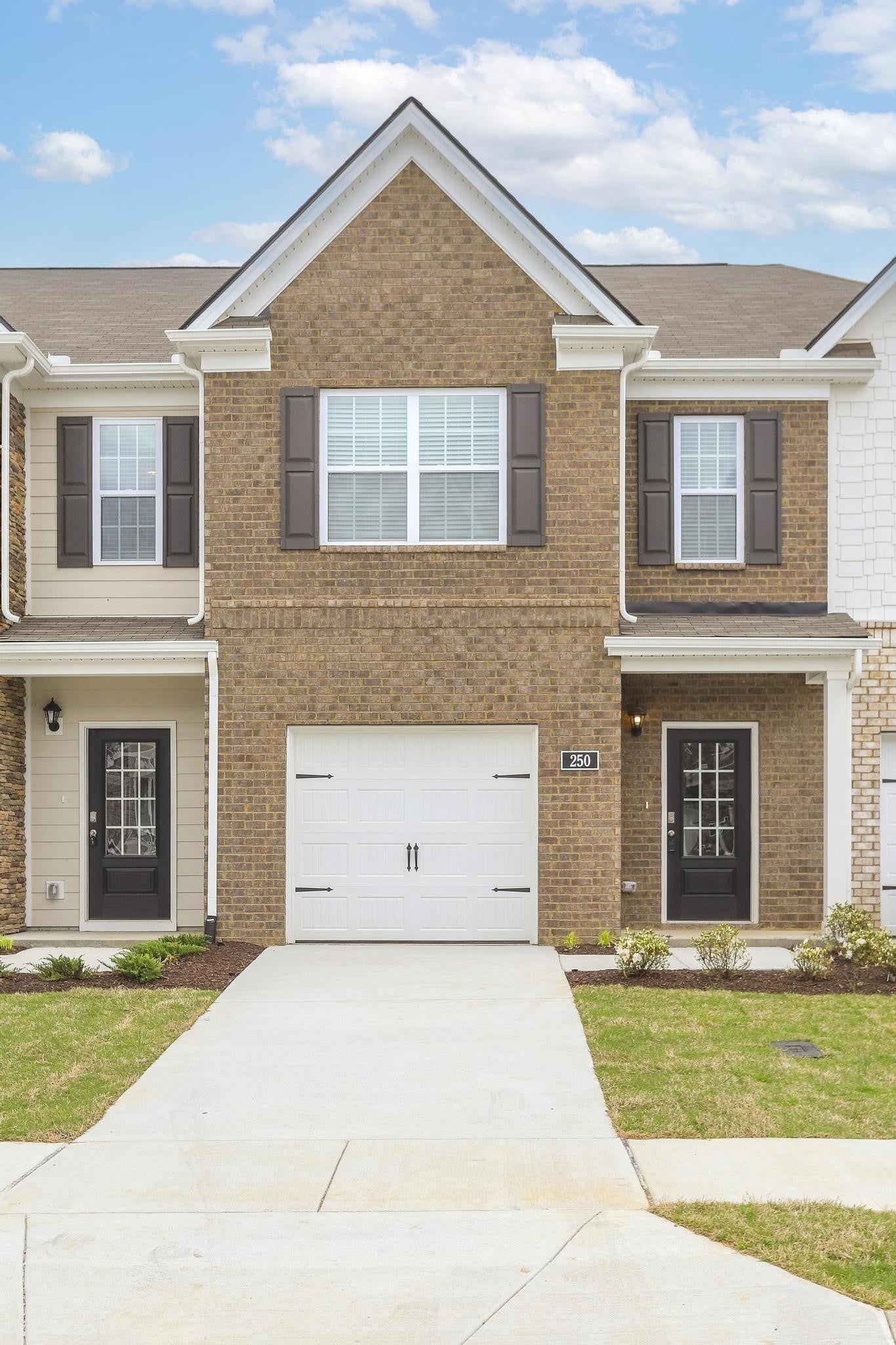 250 Hazel Ln