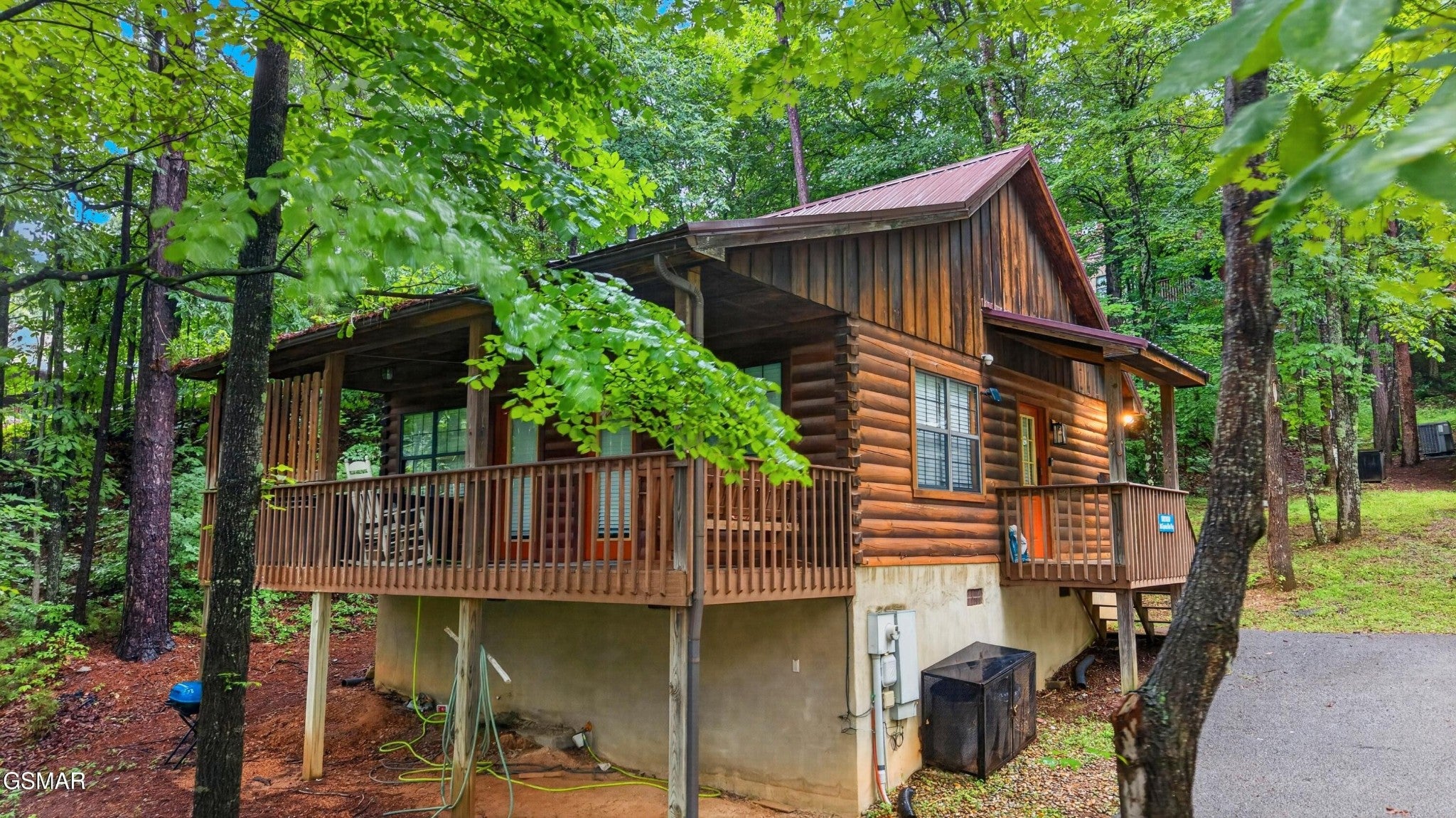 1503 Squirrel Nest Way
