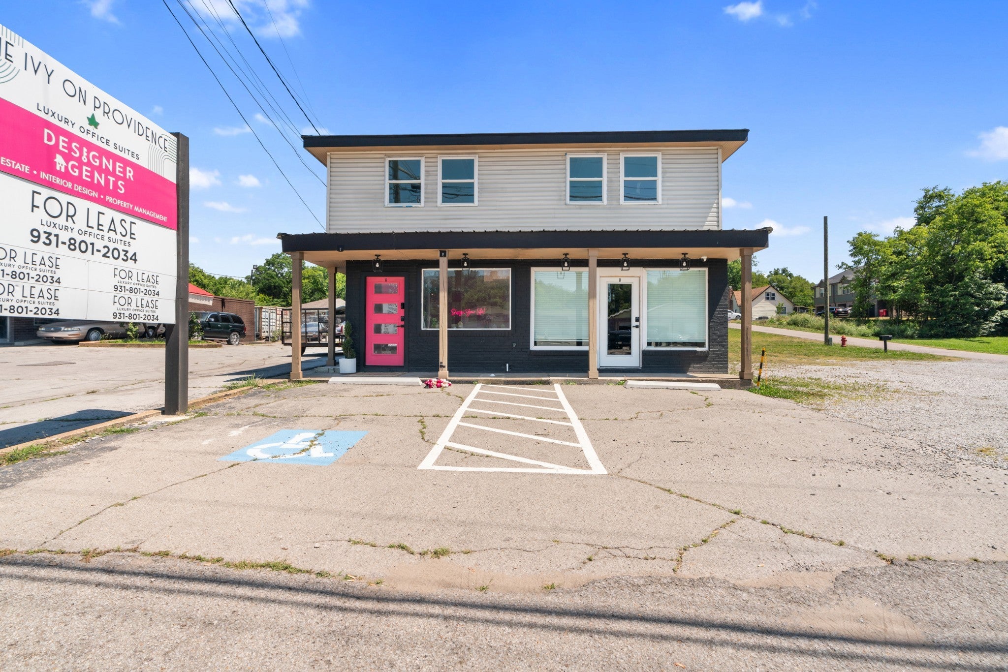 819 Providence Blvd