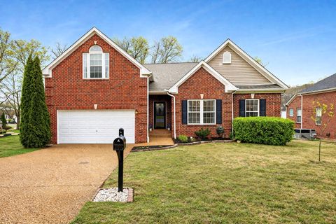 8128 Settlers Way Nashville TN 37221