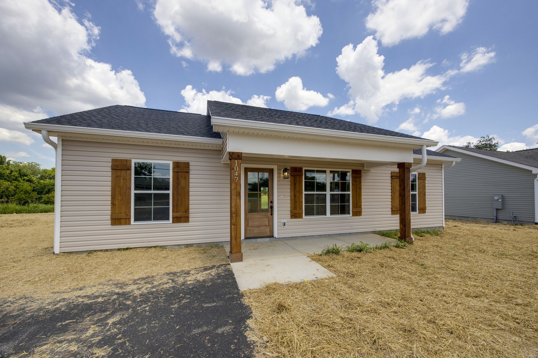 1047 Landing Lane