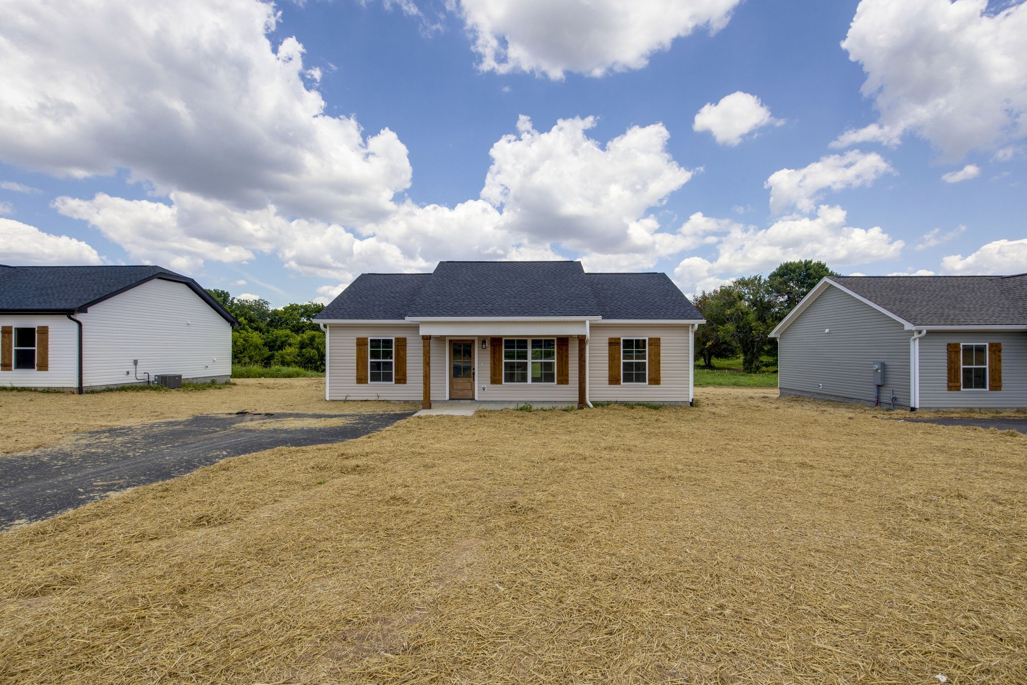 1047 Landing Lane