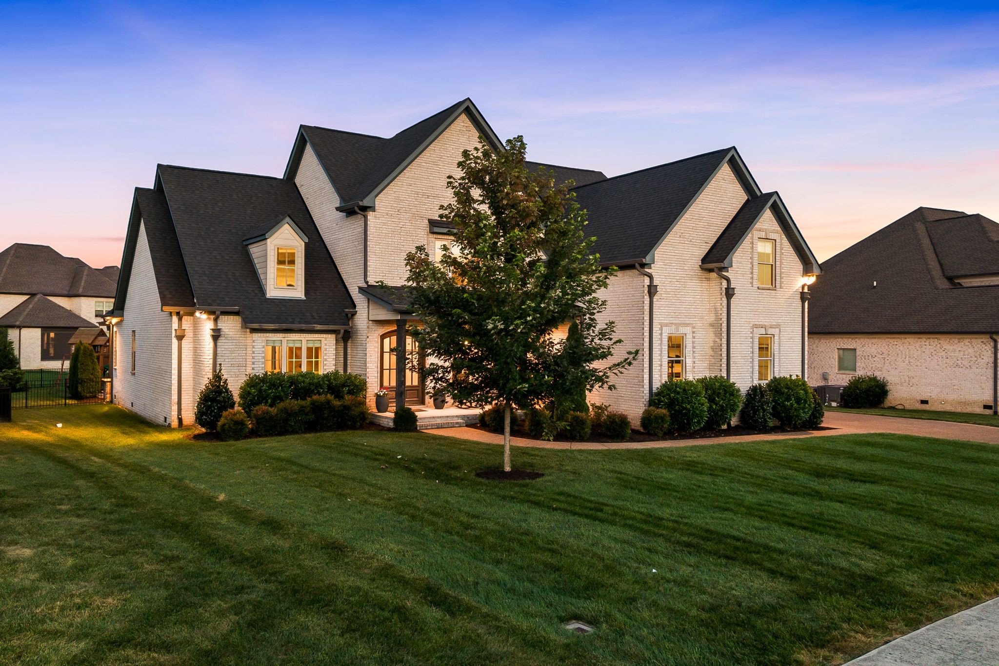 6023 Trout Ln