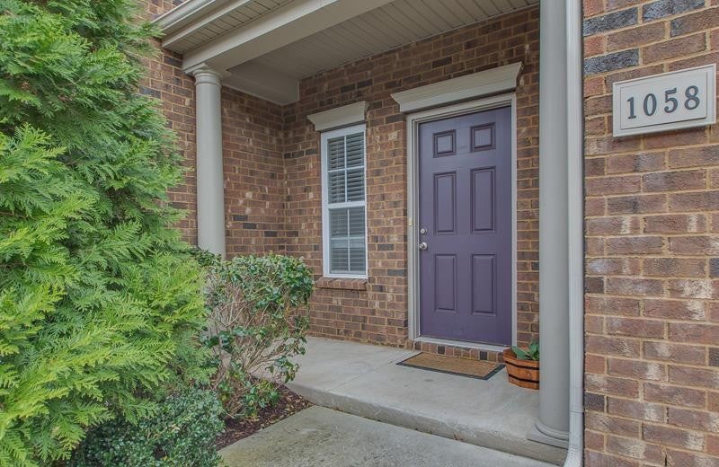 1058 Ashmore Dr