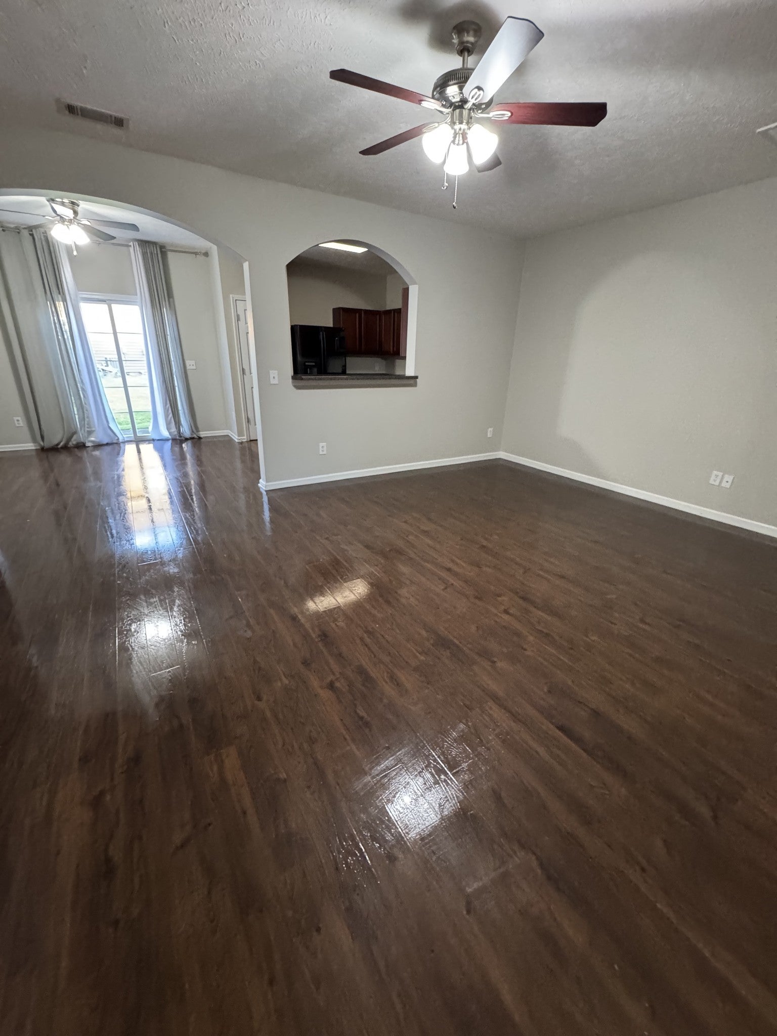 1058 Ashmore Dr