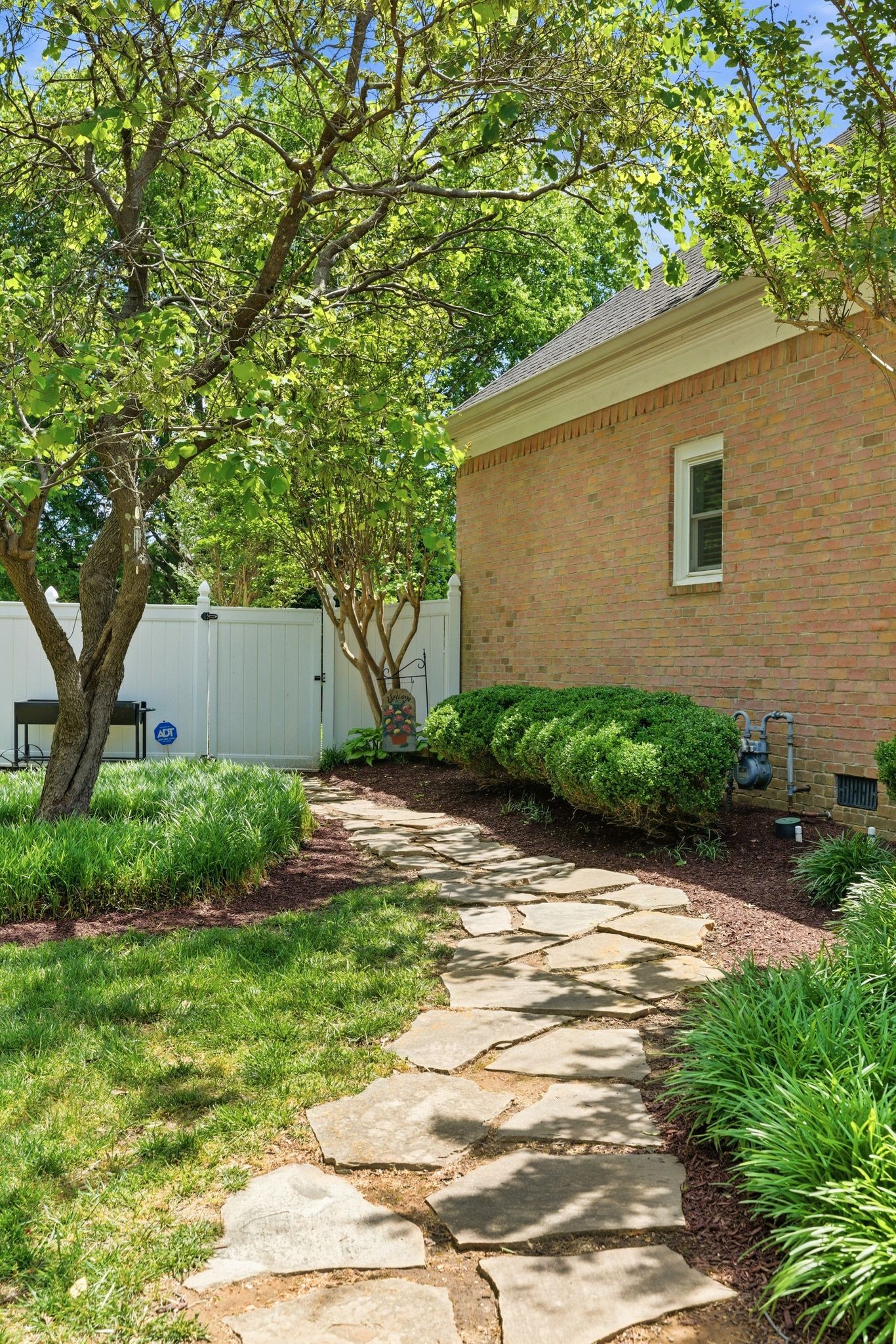 2102 Stillwell Ct