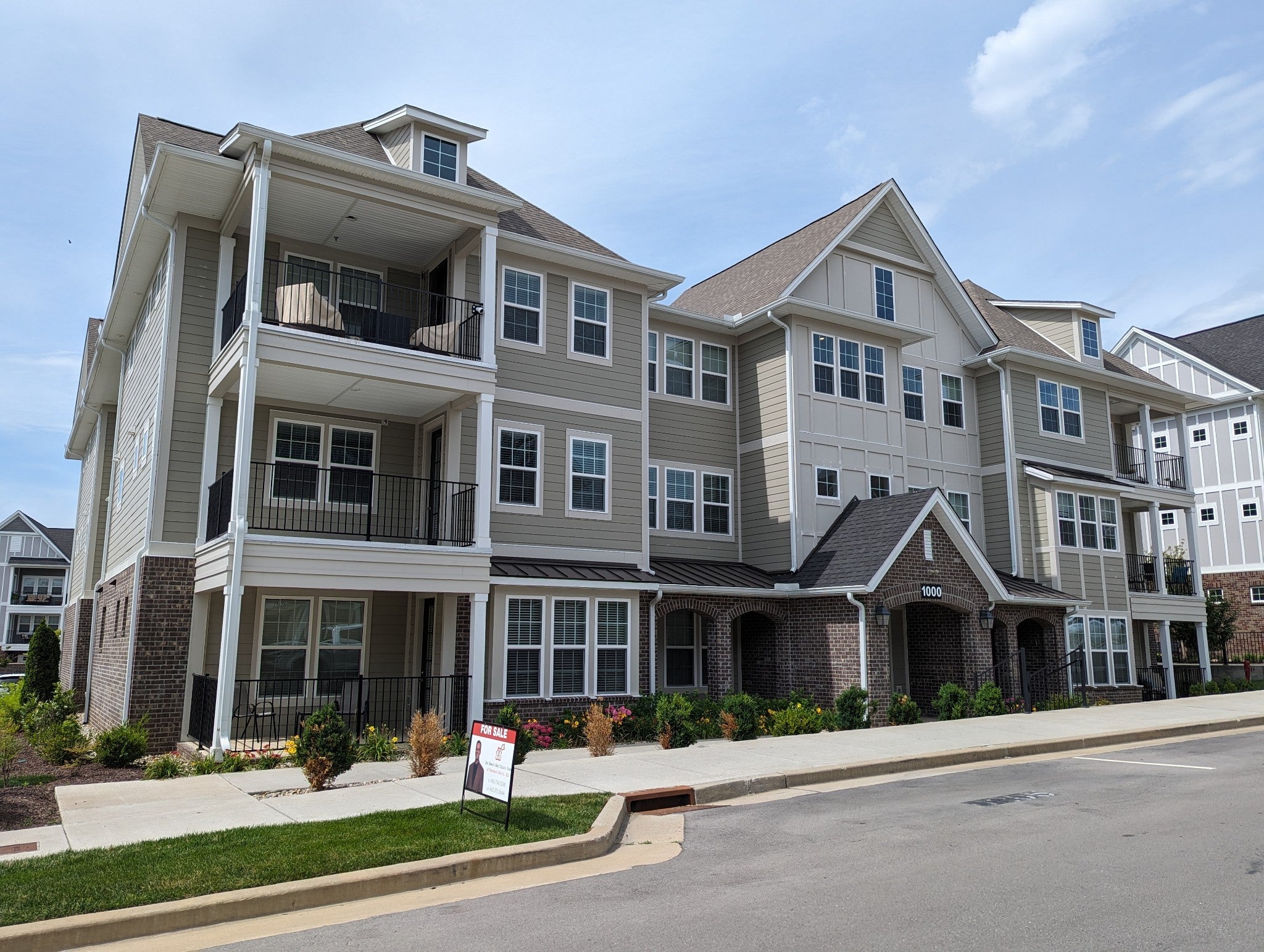 2.0-bed rental at 1000 Vintage Green Ln 203