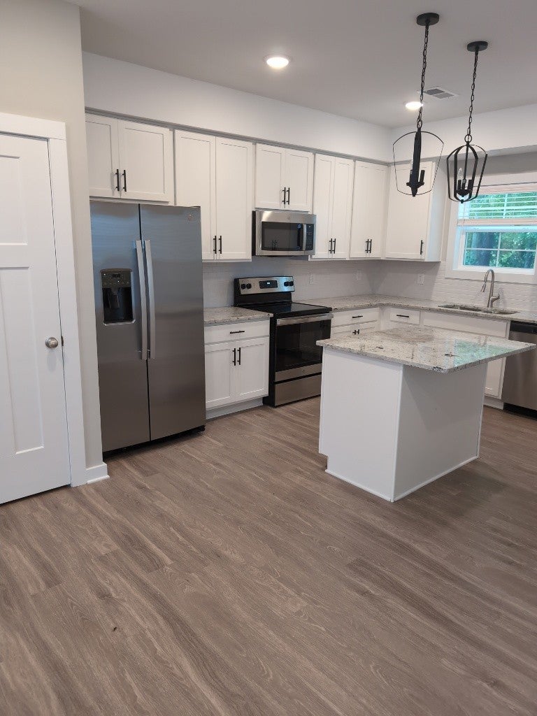 338 Honeycomb Ct