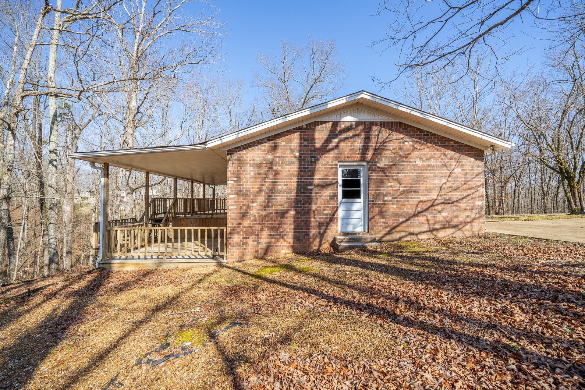 705 HURRICANE HILL DR