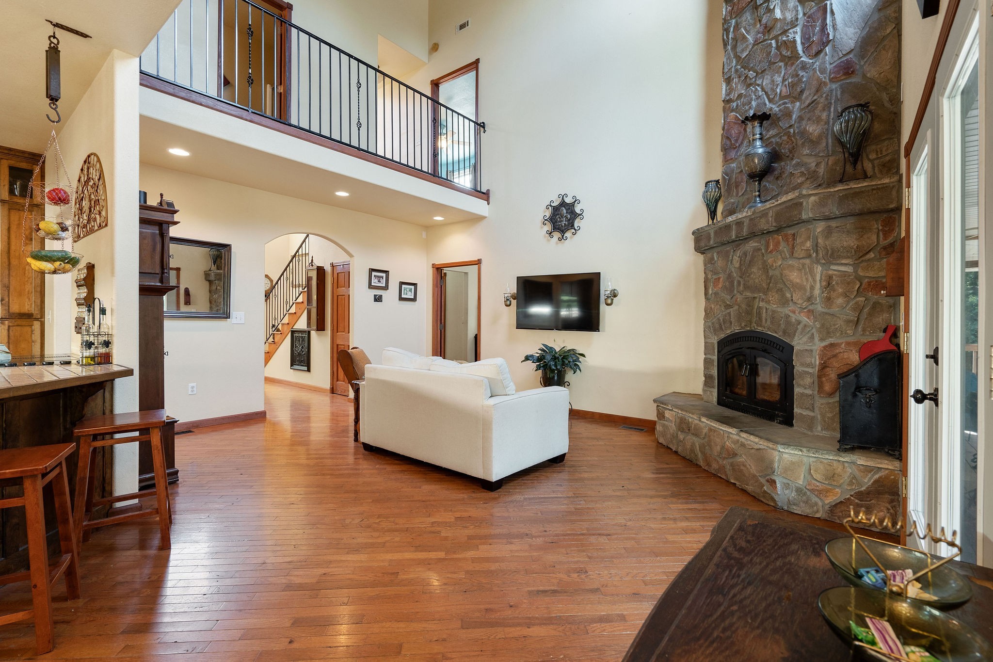 836 Sulphur Creek Rd