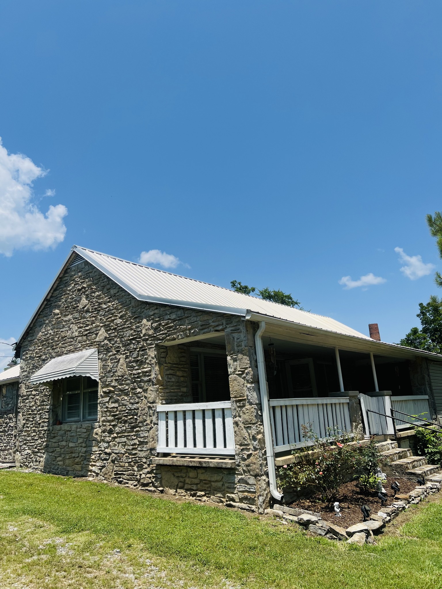115 Brookside Dr