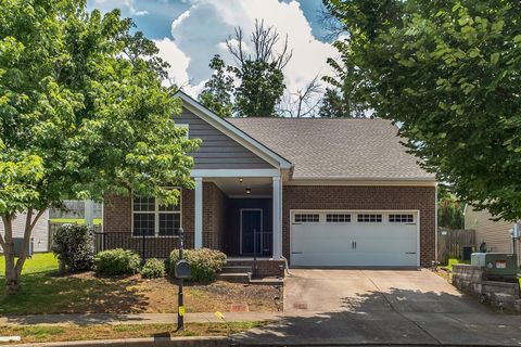 2516 River Trail Dr Hermitage TN 37076