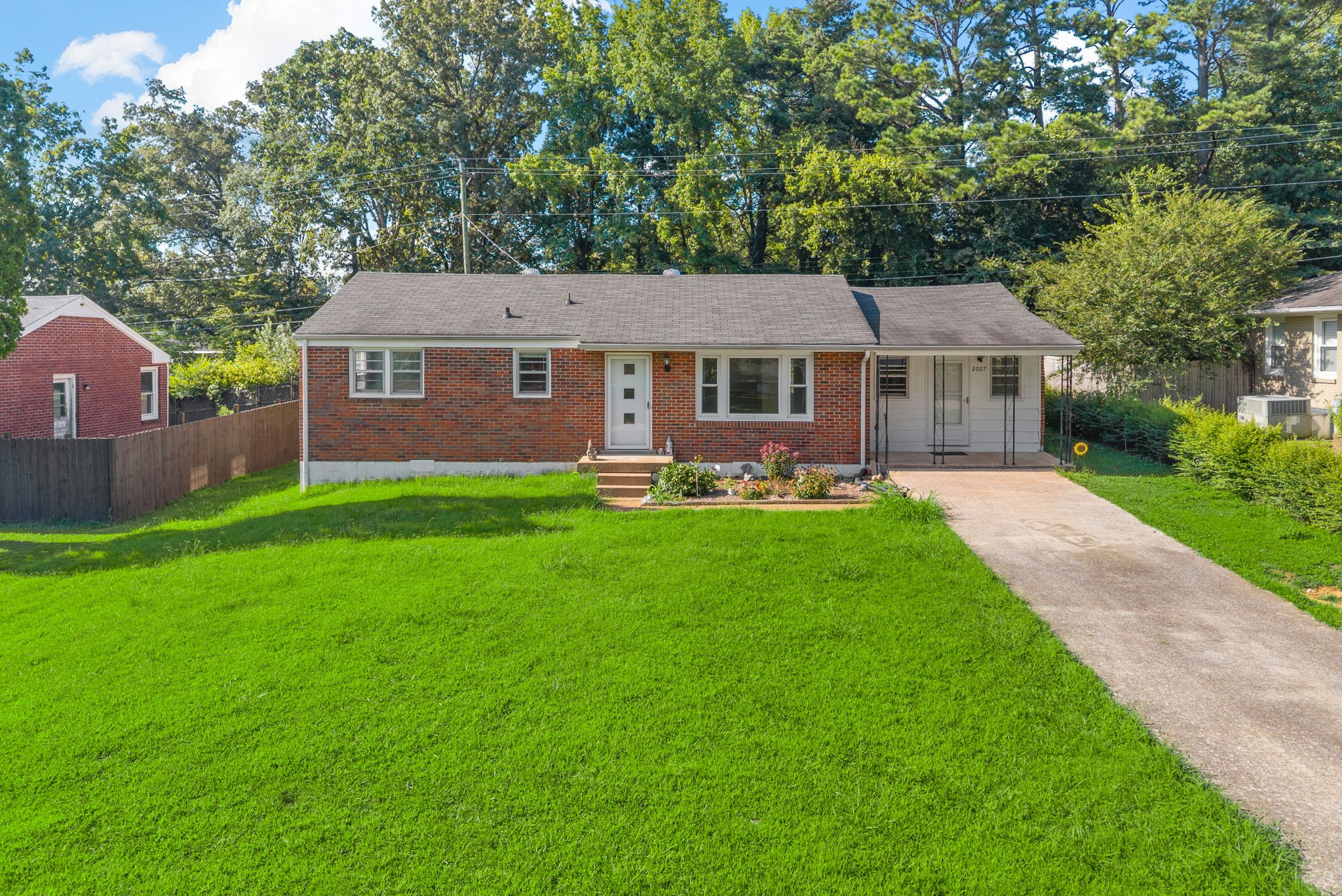 2027 Montgomery Pkwy