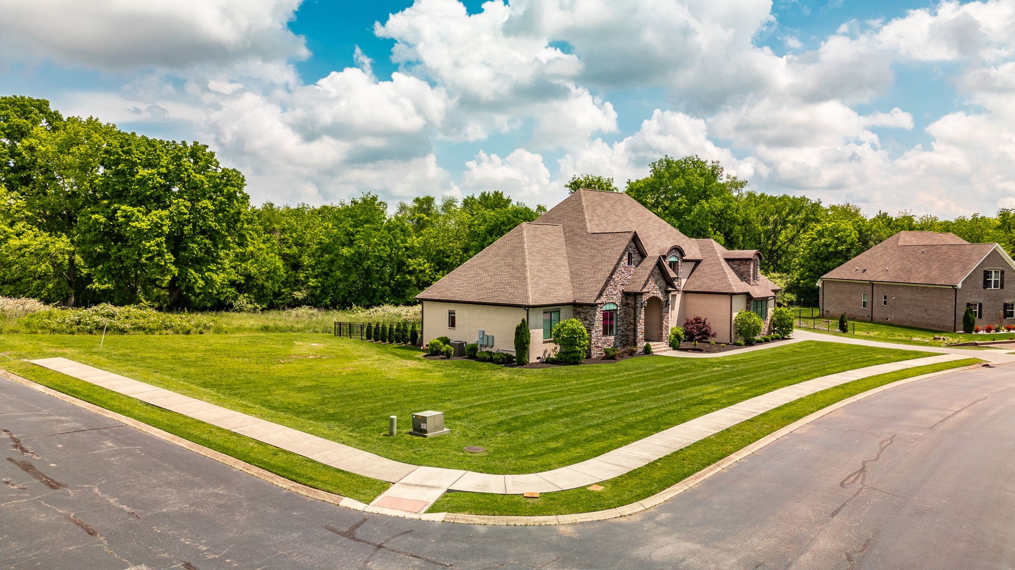 955 Bluejay Way